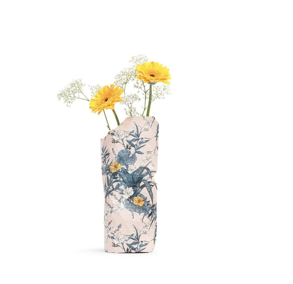PAPER-VASE-COVER-PINK-FLOWERS